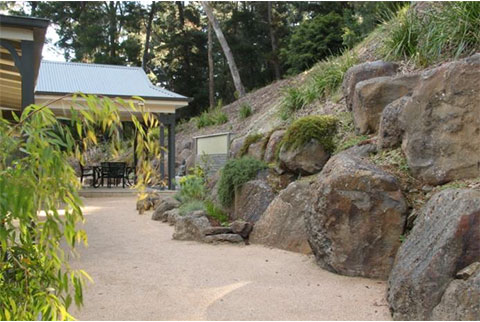 josie court garden