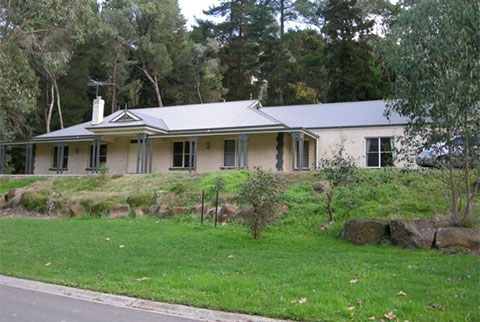 josie court garden