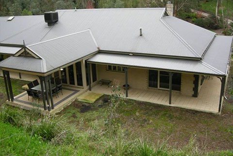 josie court garden